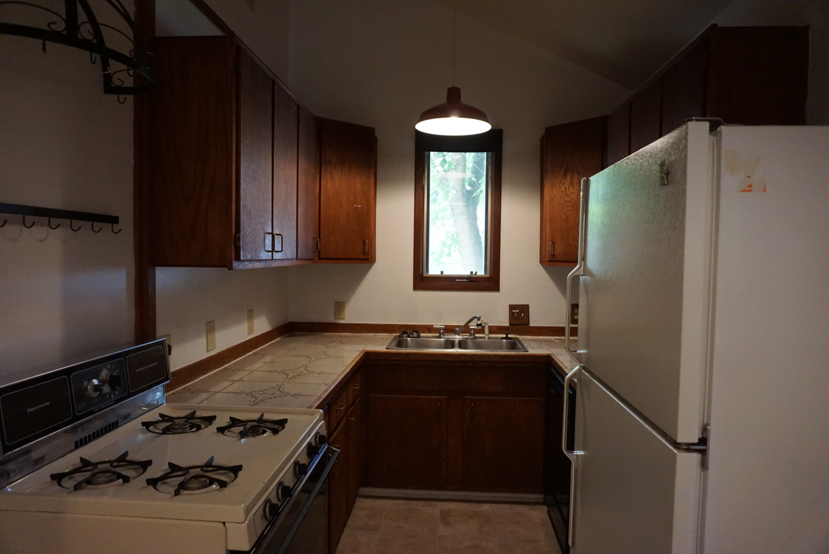 Hickory Management Services Kalamazoo Rentals and Kalamazoo Real Estate